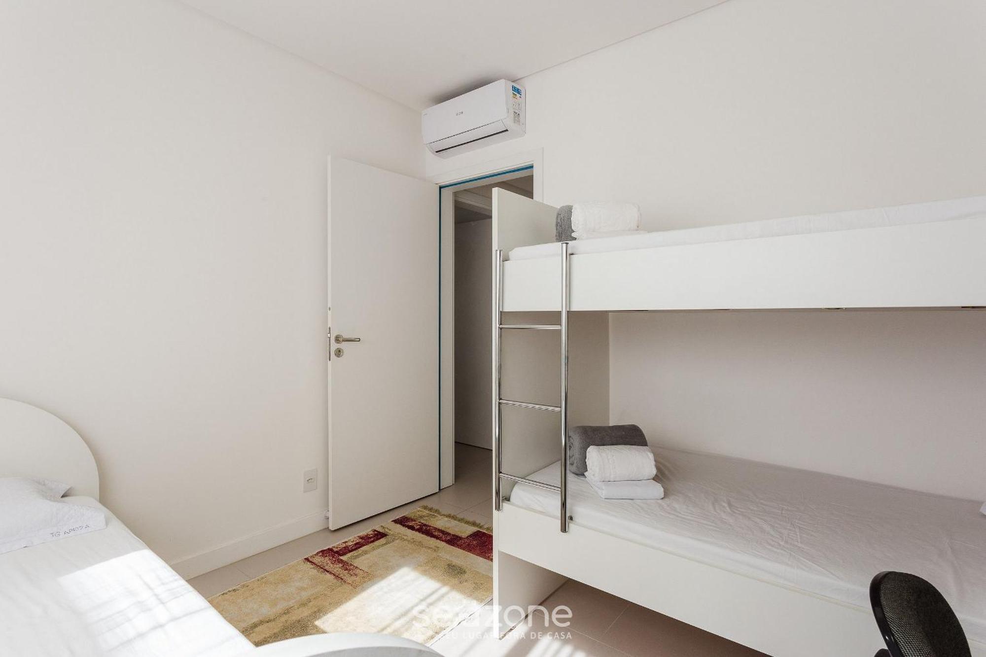 Rtg - A 350m Da Floripa/sc Apartment