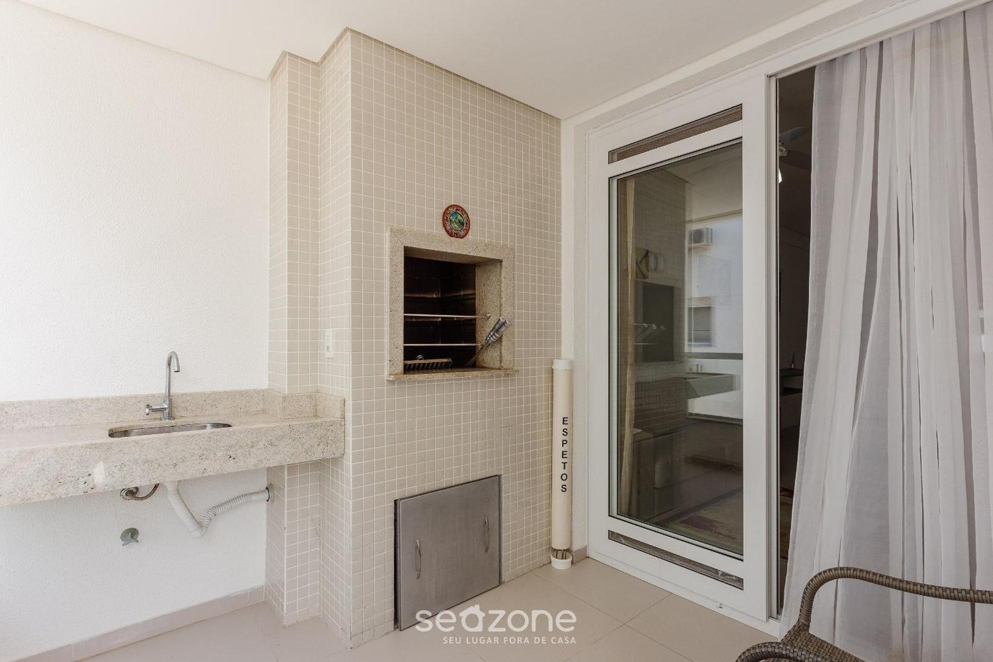 Rtg - A 350m Da Floripa/sc Apartment *