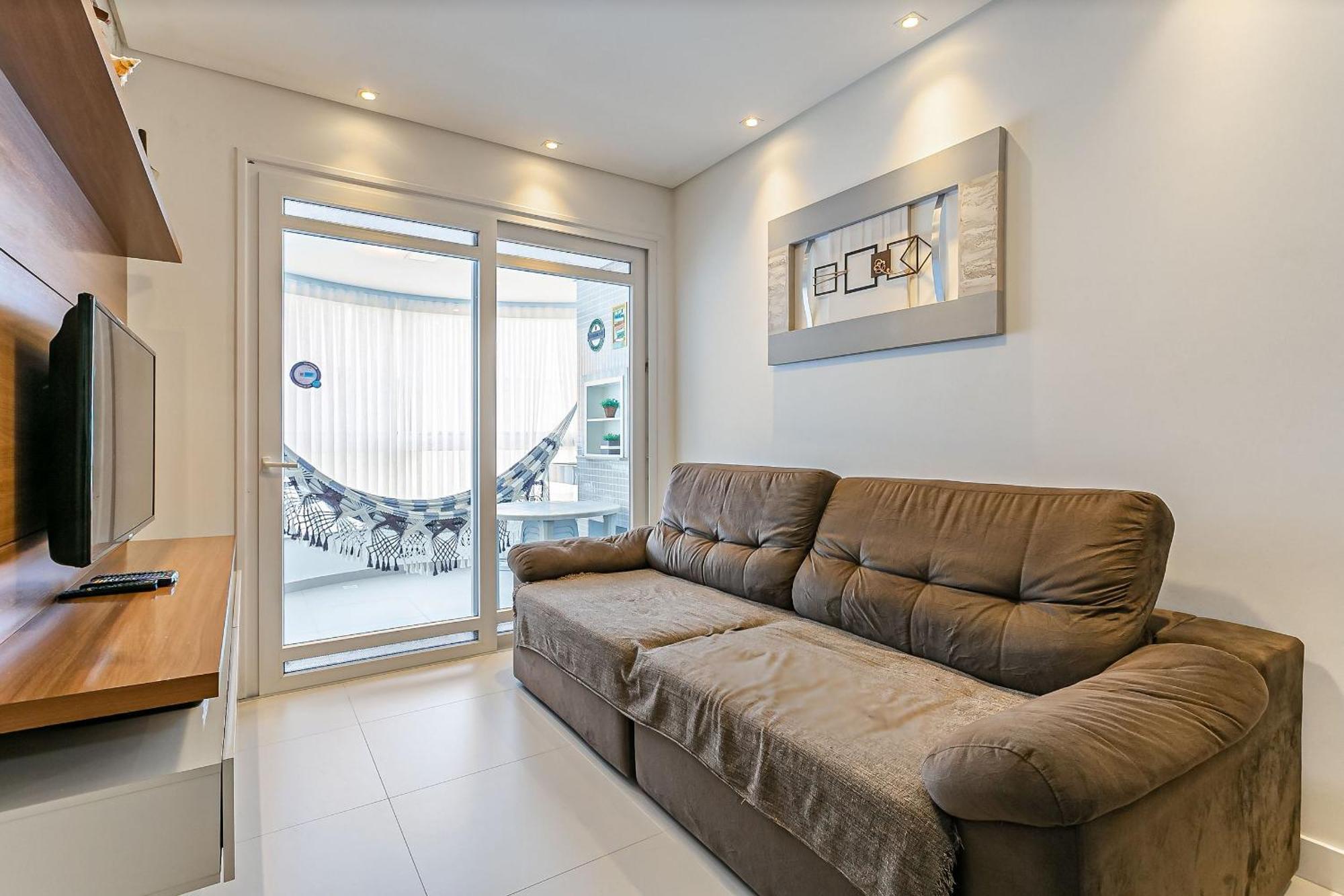 Rtg - A 350m Da Floripa/sc Apartment